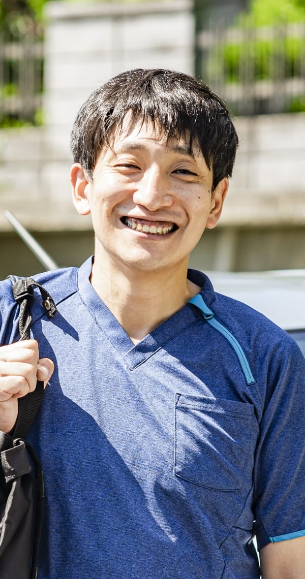 採用サイト スタッフ紹介