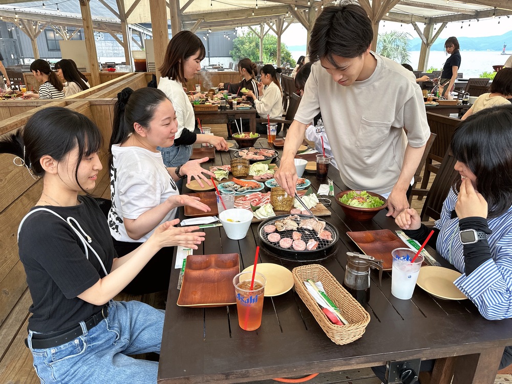 新人リフレッシュ研修バーベキュー会場